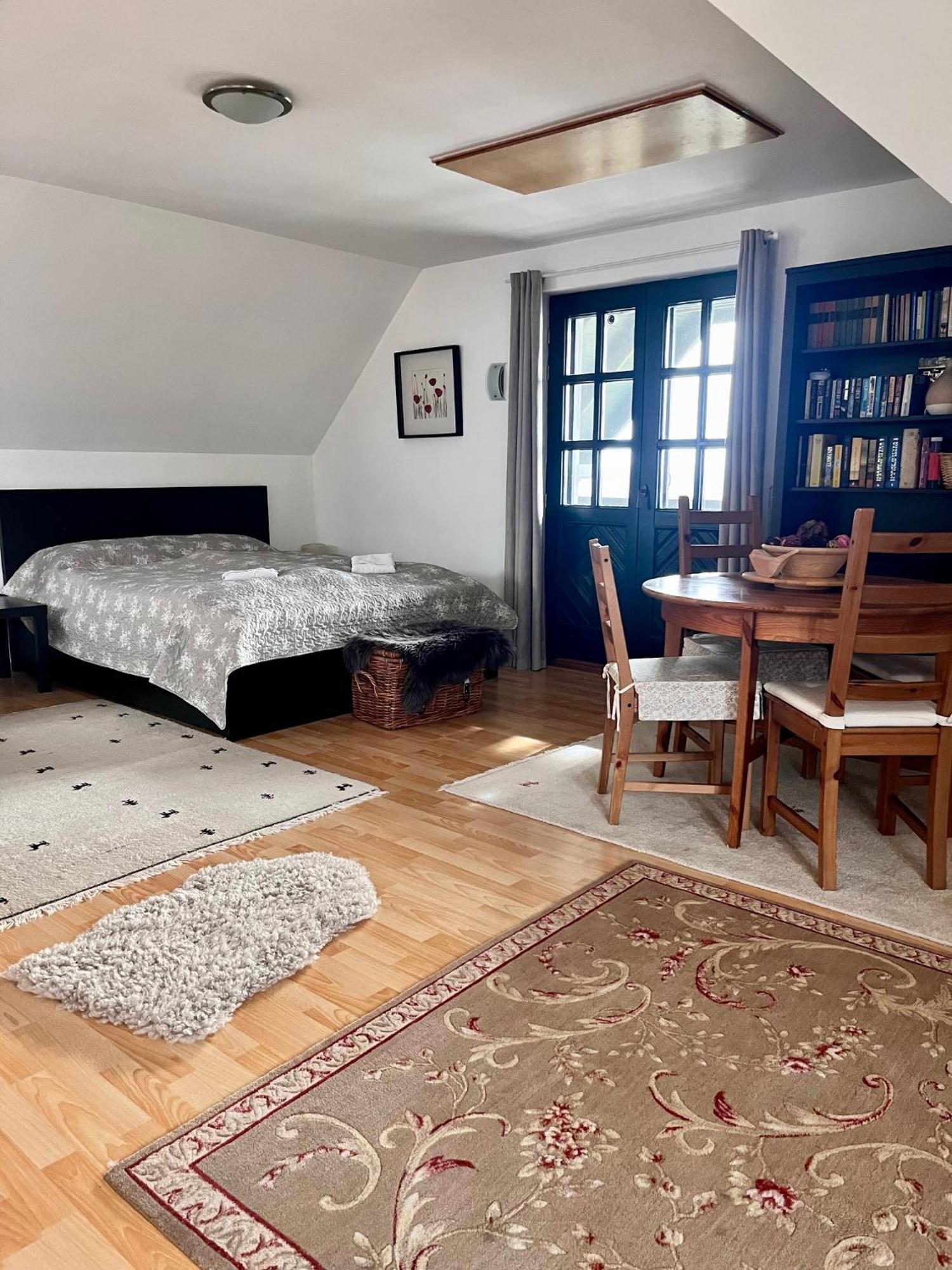 Somlo Wineshop Guesthouse Somlovasarhely Bagian luar foto